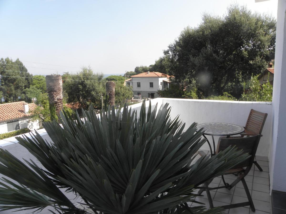 Villa Ingrid Gassin Bagian luar foto